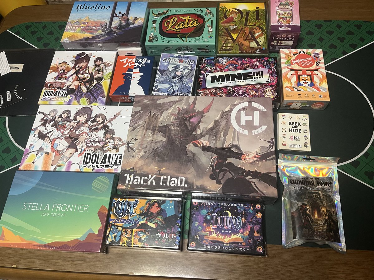 naossan704's tweet photo. BGBEの戦利品
今年は二日目で完売で買えなかったのもあったけど欲しかったボドゲいっぱい買えたからまた次の休みに遊ぶぞ〜 https://t.co/9tHiYEYvBM