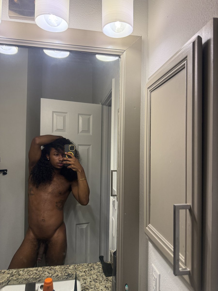 dreamboy✨ tweet media