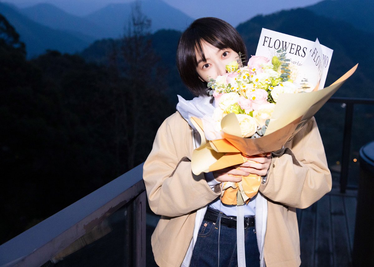 songqianarchive's tweet image. 📆 260202 #SongQian’s Studio weibo update 

#WildBloom #狂花 wrap up filming 

🔗 m.weibo.cn/detail/5261890…
#victoriasong #宋茜