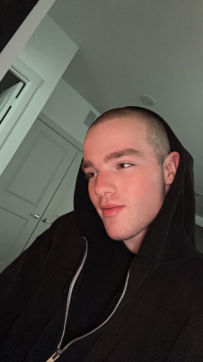 thoughtsofbrayy's tweet image. #thingswillgetbetter