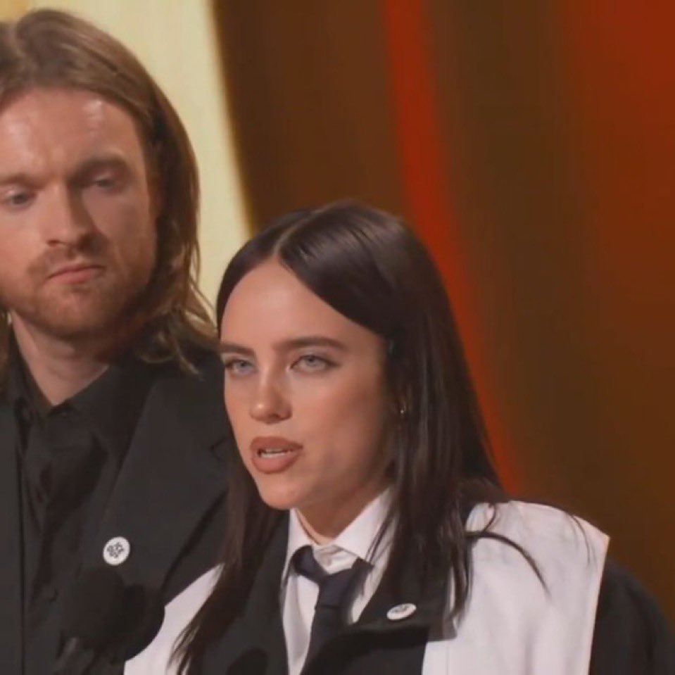 VividProwess's tweet image. 36,500 Iranians murdered in 48 hours.

The largest massacre in modern history.

Not ONE Grammy winner said a single word.