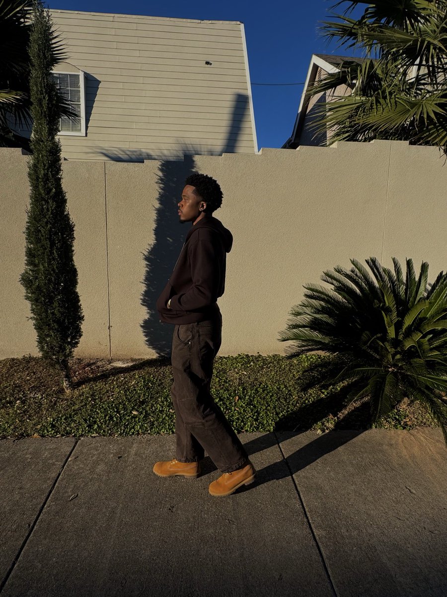 𝔻𝕖𝕧𝕚𝕠𝕟 :) tweet media