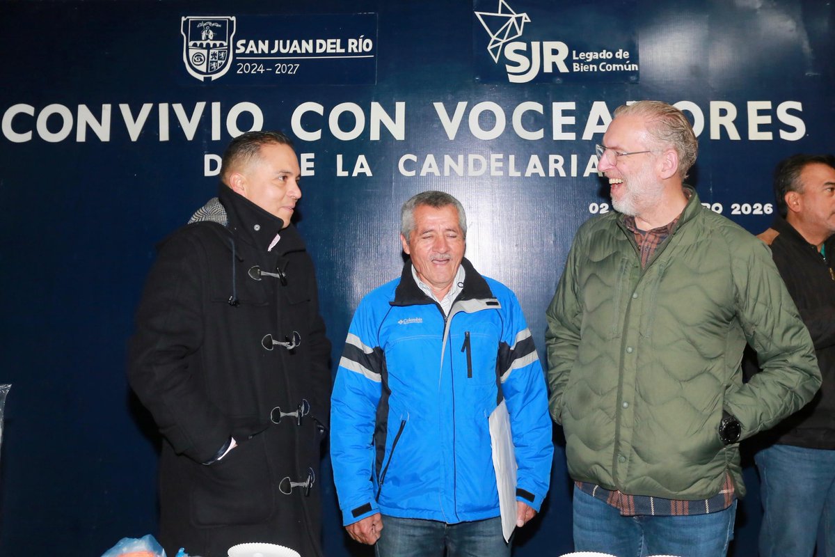 En el marco de la estrategia #AquíContigo Todos a la calle del gobernador <a href="/makugo/">Mauricio Kuri</a>  los secretarios de Gobierno y Desarrollo Sustentable, <a href="/Eric_gudino/">Eric Gudiño Torres</a> y <a href="/mdelprete/">Marco Del Prete</a> respectivamente, junto con el presidente municipal de San Juan del Río, <a href="/RobertoCabreraV/">Roberto Cabrera</a> se reunieron con voceadores