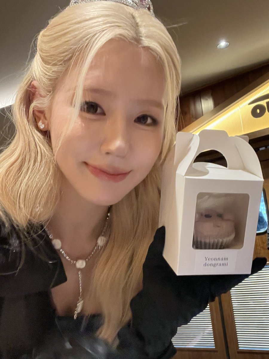 jottomatte2's tweet photo. 미연공듀 셀카💕💕 https://t.co/zKEuKIxnWy