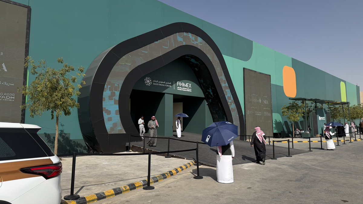 Meshari_D's tweet photo. Day 1 
#المنتدى_السعودي_للإعلام https://t.co/aKNHF8E1l6