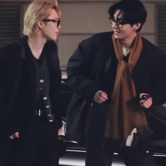 vmincartier's tweet image. ESSAS FOTOS EXALAM CUNT, PUTA QUE PARIU