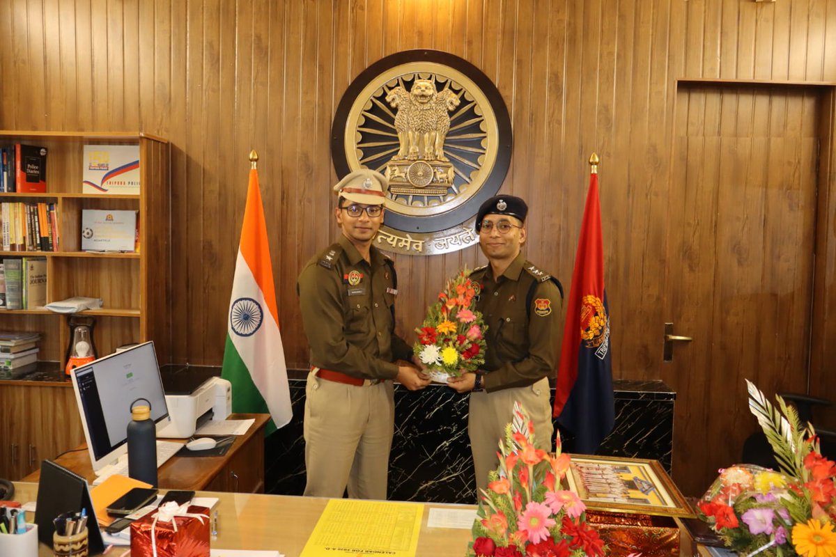 Shri Mourya Krishna C, IPS, Superintendent of Police (South), welcomed Shri Vishal Kumar, IPS, on his assumption of charge as the new SDPO, Belonia. South Tripura District Police extends best wishes to him for a successful tenure. <a href="/Tripura_Police/">Tripura Police</a>