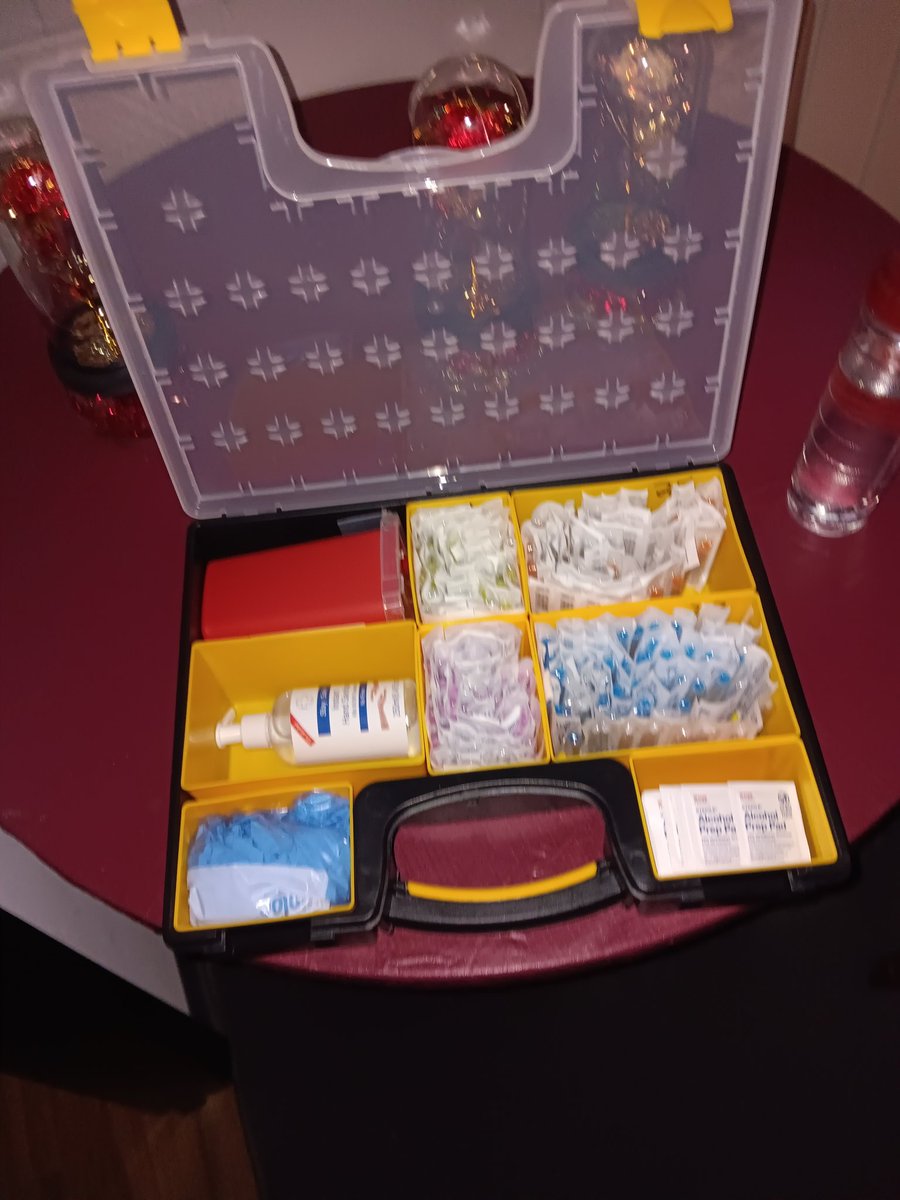 MrCarl1979's tweet photo. Had fun this weekend making a needle play kit for a play partner! https://t.co/t6R7NNdBrZ