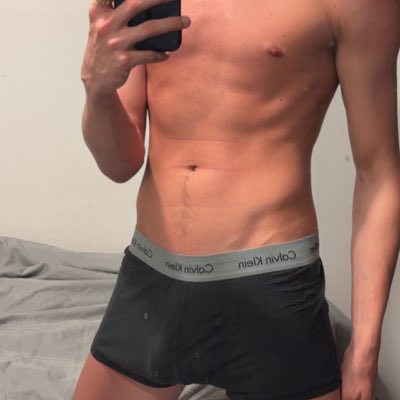 Hung Bottom | 3K 🔞 tweet media
