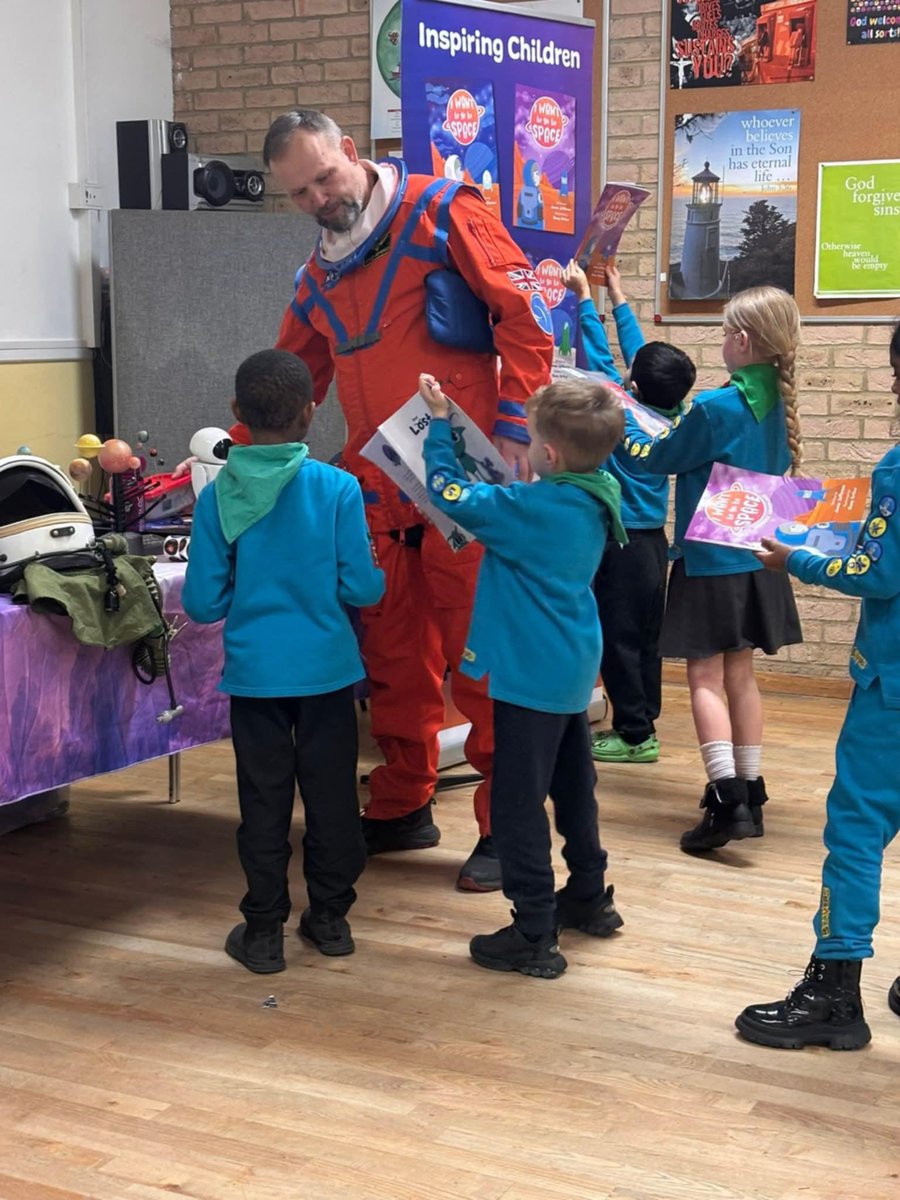 I want to go to space tweet media