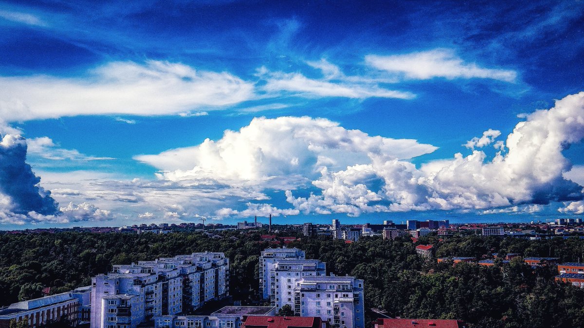 MashedHeritage's tweet photo. @DailyPicTheme2 #DailyPictureTheme: #ViewFromYourWindow
The view from our temporary window, a hotel near Stockholm, Sweden. #Sverige https://t.co/4GsZ91EU5V