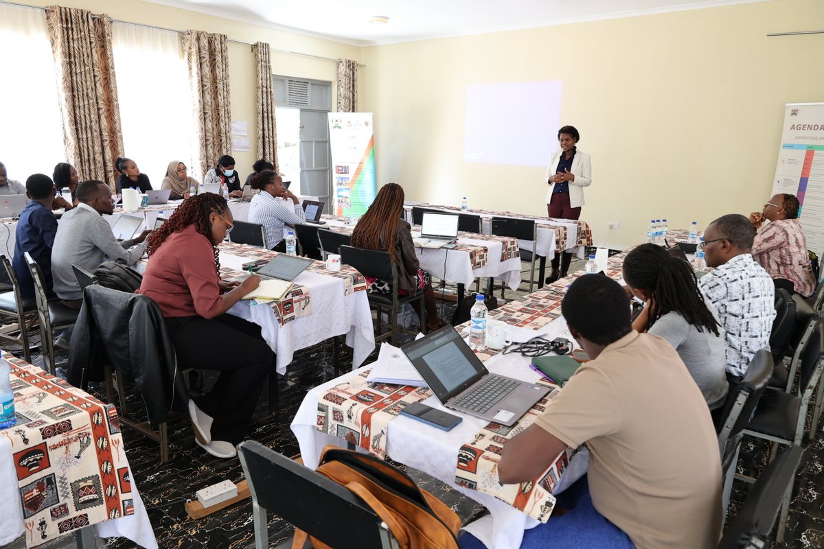 UON WEE HUB tweet media