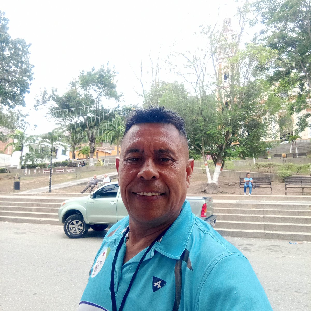 elfinalista tweet media