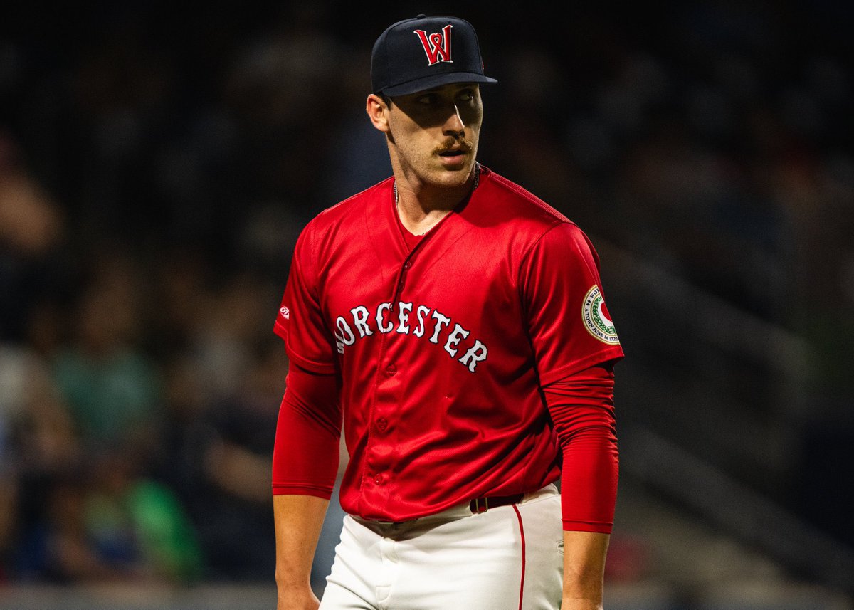 Sam_Phalen's tweet image. Gage Ziehl was the No. 14 prospect in the #WhiteSox system before the trade.

He’s now No. 20 with Boston.

David Sandlin is NOW the No. 14 in the White Sox system…but WAS No. 9 with #RedSox.

Make that make sense.