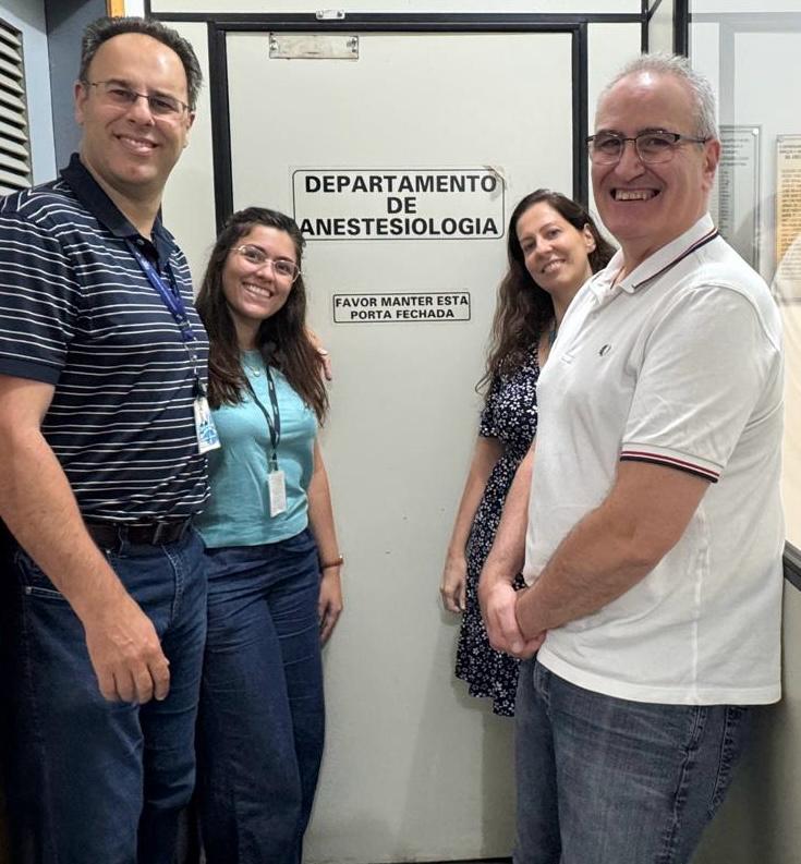 Luis AJ Mur tweet media