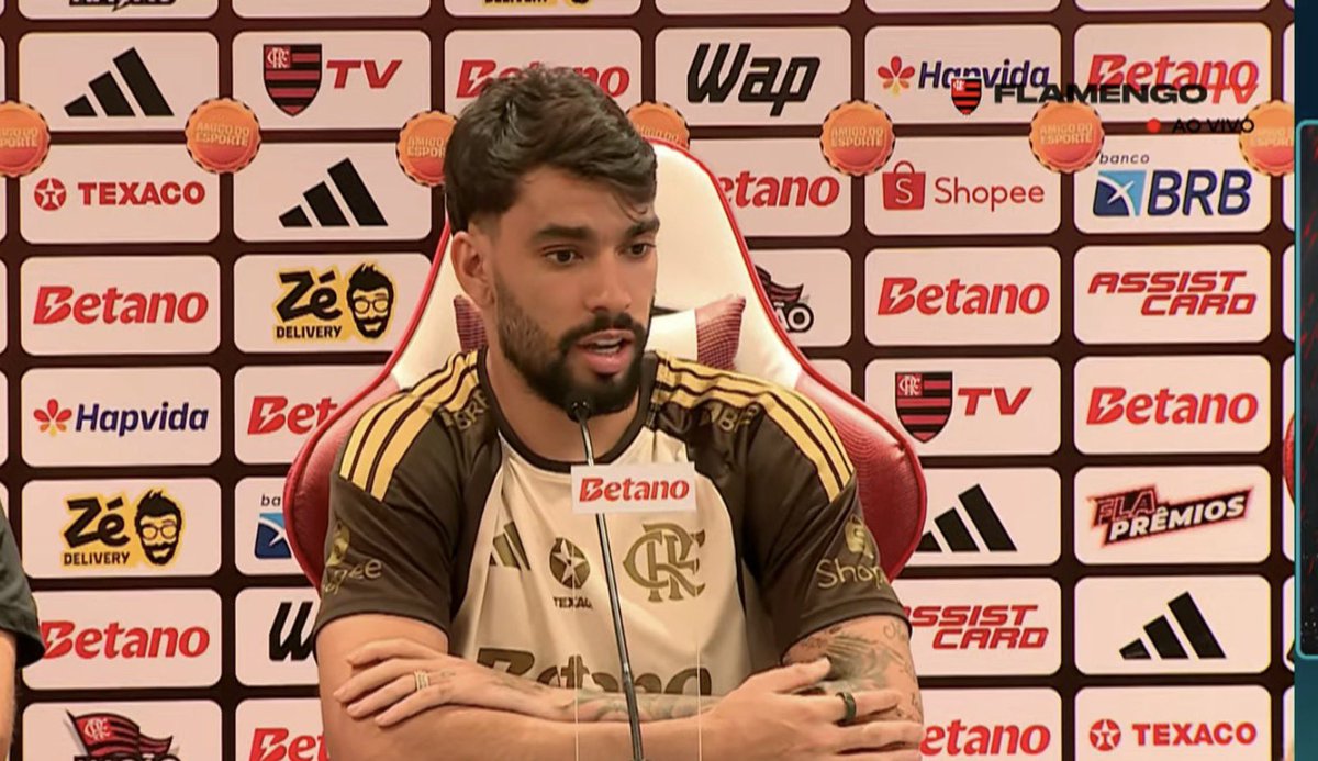 "Eu fiz o possível e o impossível para estar aqui. Nada seria possível sem o Flamengo, mas fiz o que podia e não podia. Por mim e pela minha felicidade, de estar em casa, me sentir bem no Flamengo. Todos sabem que tive oportunidade de permanecer na Europa, jogar uma Champions