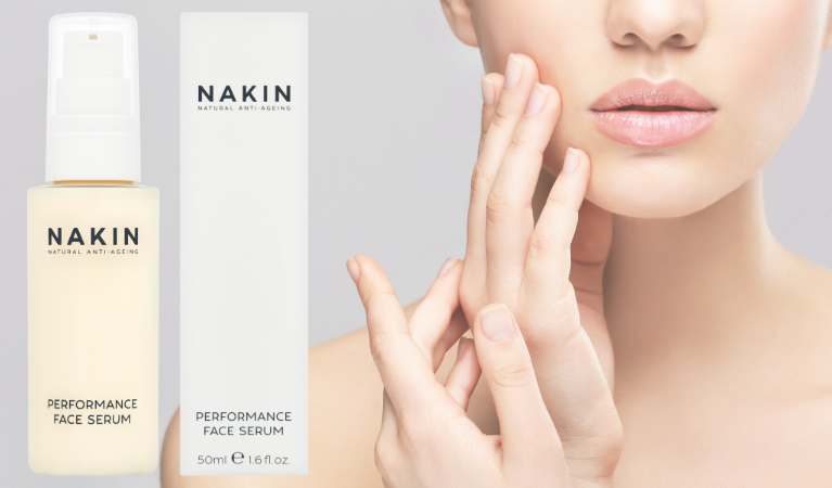 Discover how to care for sensitive skin that can't use retinol. Learn about effective natural alternatives like seaweed and squalane for anti-ageing. nakinskincare.com/blogs/news/how…