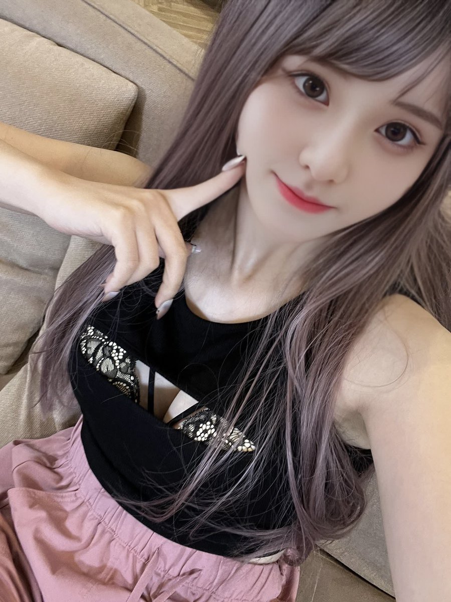 💛하신분들 짬지사진
뿌릴거임 오늘 밤12시까지 👧