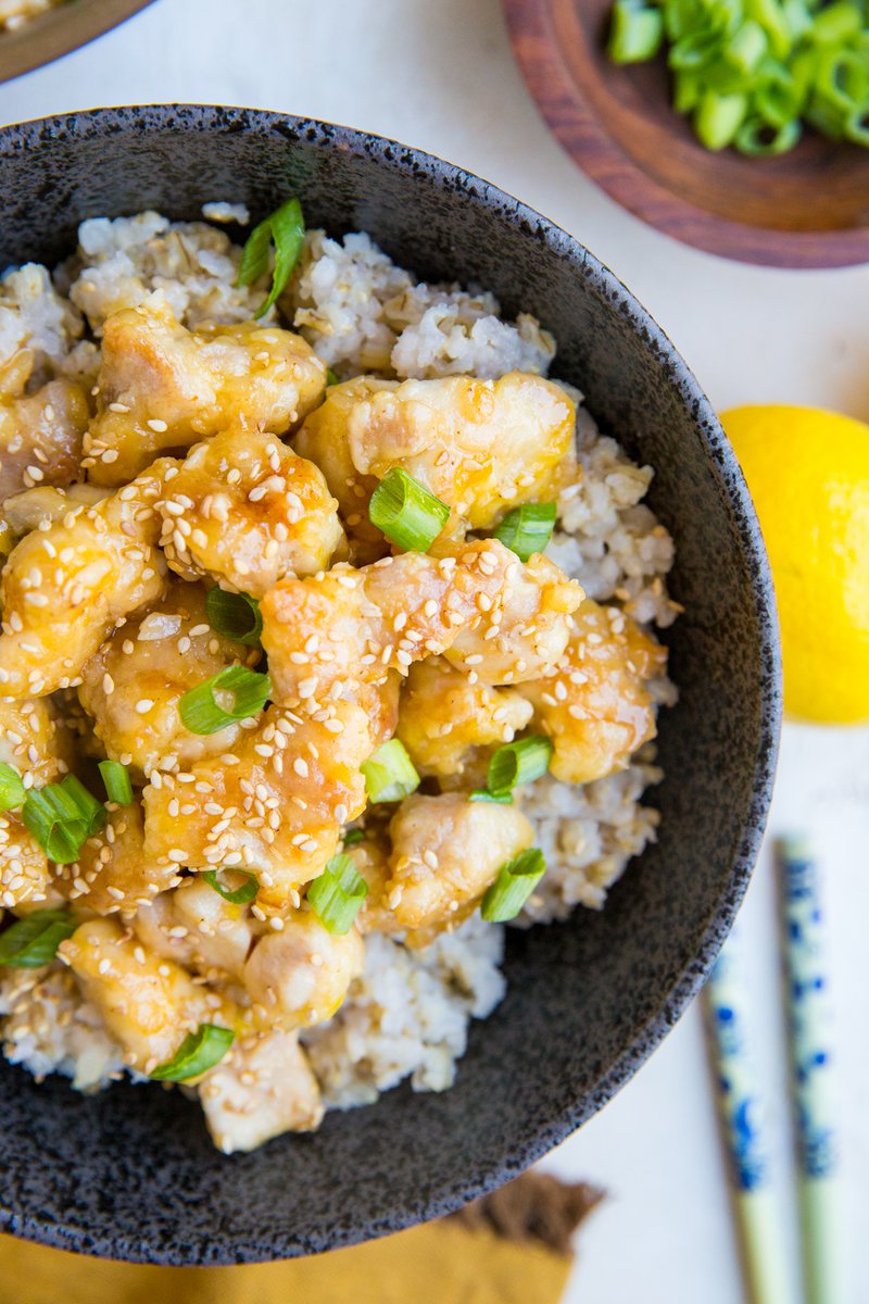 This healthier version of Chinese Lemon Chicken is soy-free, gluten-free, and refined sugar-free. theroastedroot.net/lemon-chicken/ Crispy on the outside, tender on the inside chicken is swaddled in an amazing sauce for a winning main dish.