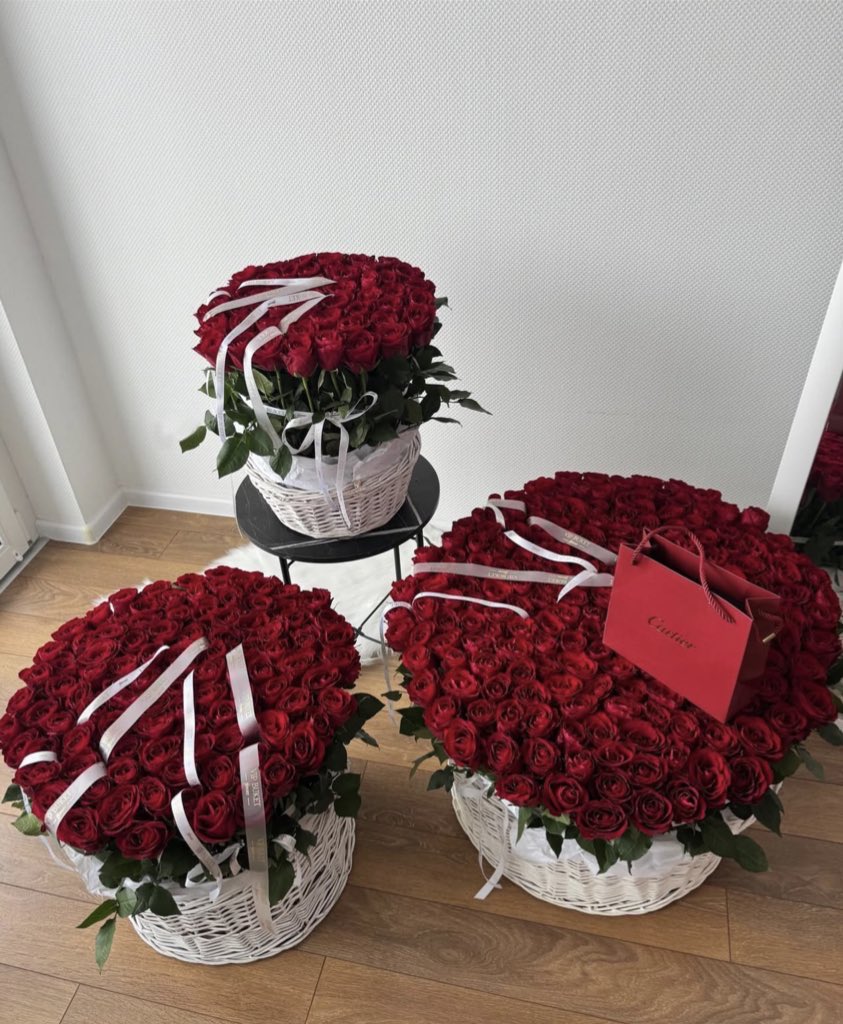 1leio's tweet image. 