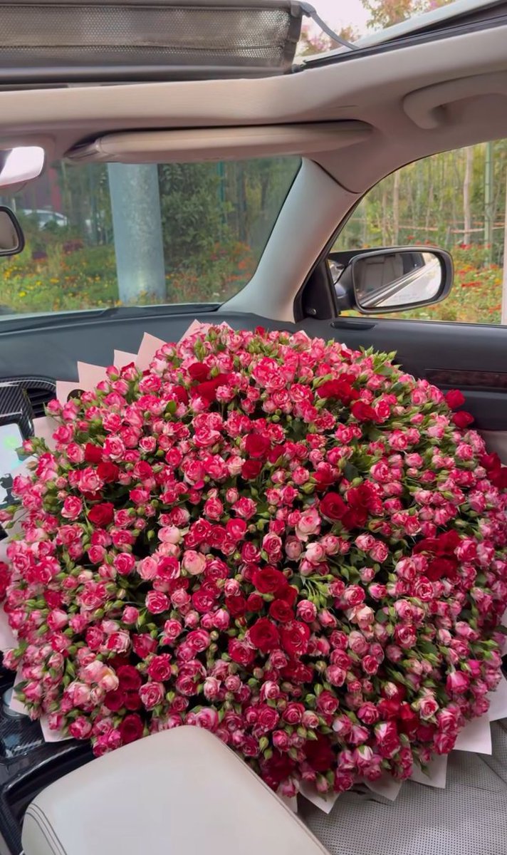 ____flowers__'s tweet image. 