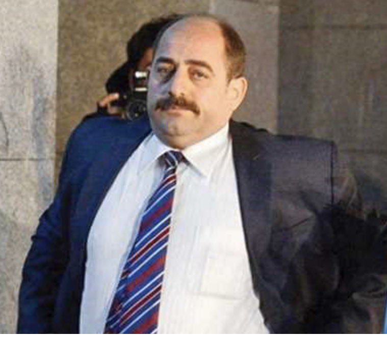 Yayınlanan 2012 tarihli Epstein emaillerinden sonra “Zekeriya Öz duruşu” diye bir şey var kardeşim.
Yatın kalkın dua edin adama!
Bu resim çok şey anlatıyor o kişilere!