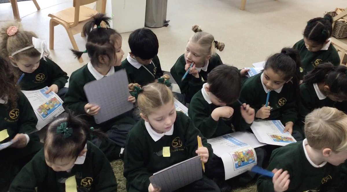 StOlavesLang's tweet photo. Reception has worked really hard today, finishing their topic of  “La Famille”. Well done! #StOlavesPrepLanguages #StOlavesPrepAcademics #StOlavesPrepReception #StOlavesPrepEYFS https://t.co/SqhqJwag7D