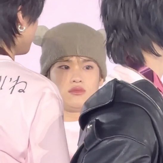 greenxhee's tweet photo. 또쫀쿠턱살1그램도사라지지마 https://t.co/AcEhv7ly6c