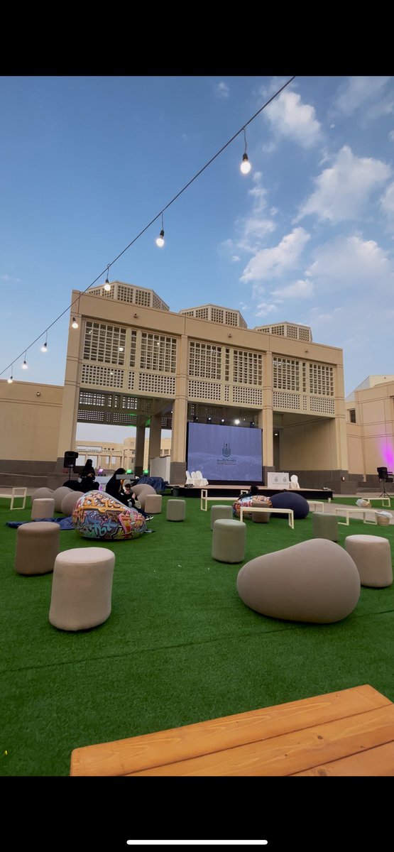 إمتِـنّـان tweet media