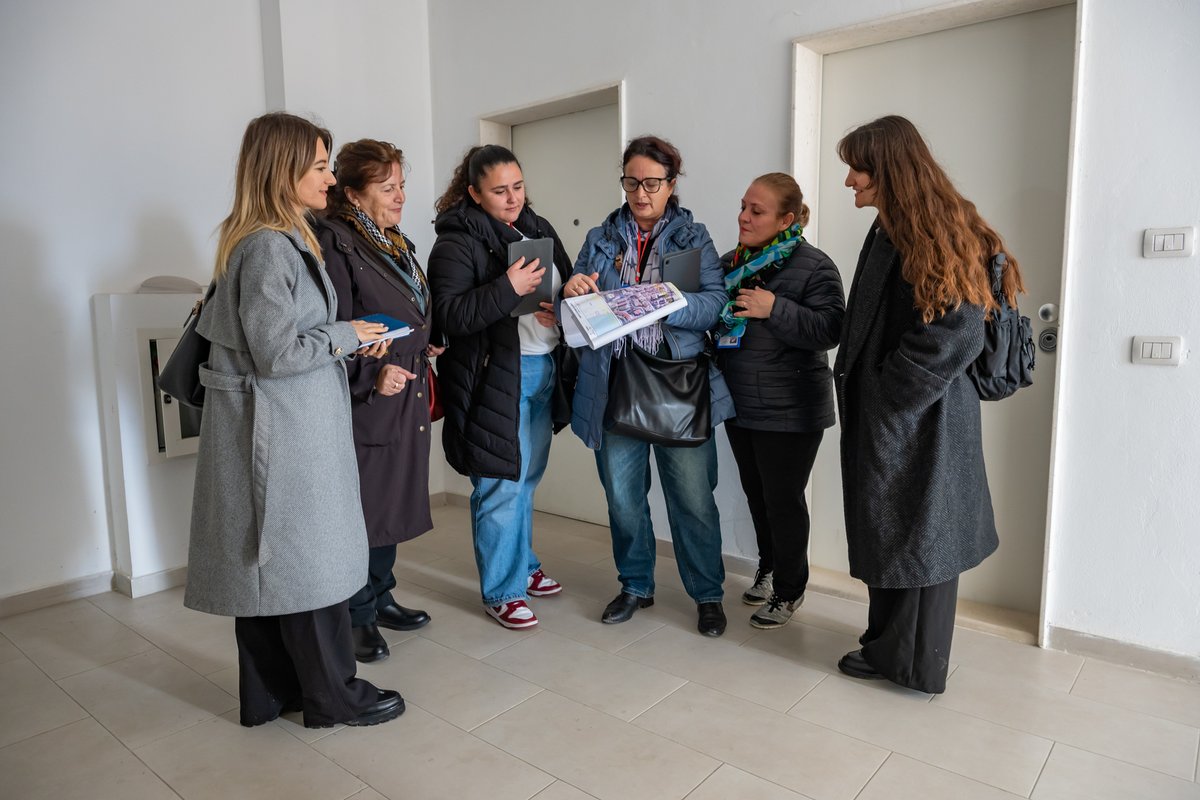 albania_unicef's tweet image. 👉Aida, Pranvera, Elsa, and Afërdita from #INSTAT are working side by side in the field—from map reading and orientation to family visits and interviews. Teamwork, dedication, and smiles make every challenge lighter.

#MICSAlbania2026