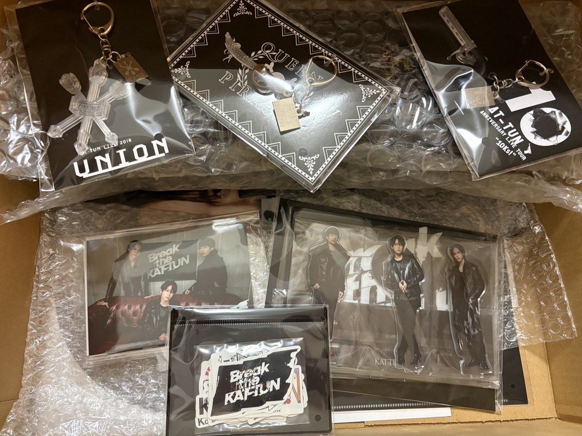 KAT-TUN グッズ　9点セット　未開封 KAT-TUN グッズ 9点セット 未開封