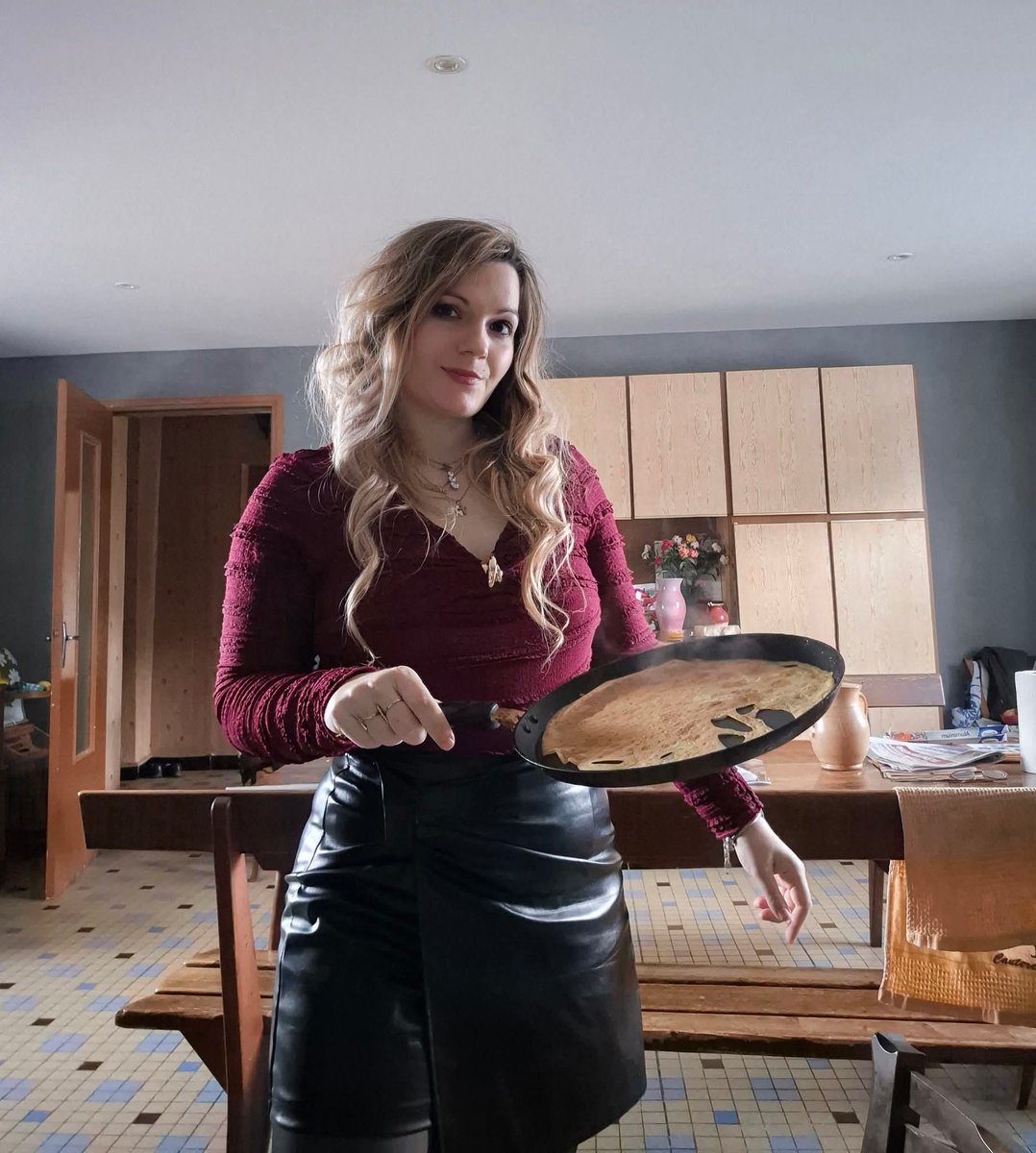 Bonne #Chandeleur à tous mes frères et soeurs 🙏✝️🇲🇫🫶

#chrétiens #chandeleur2026 #crèpes #JesusLovesYou #patriotesFrance