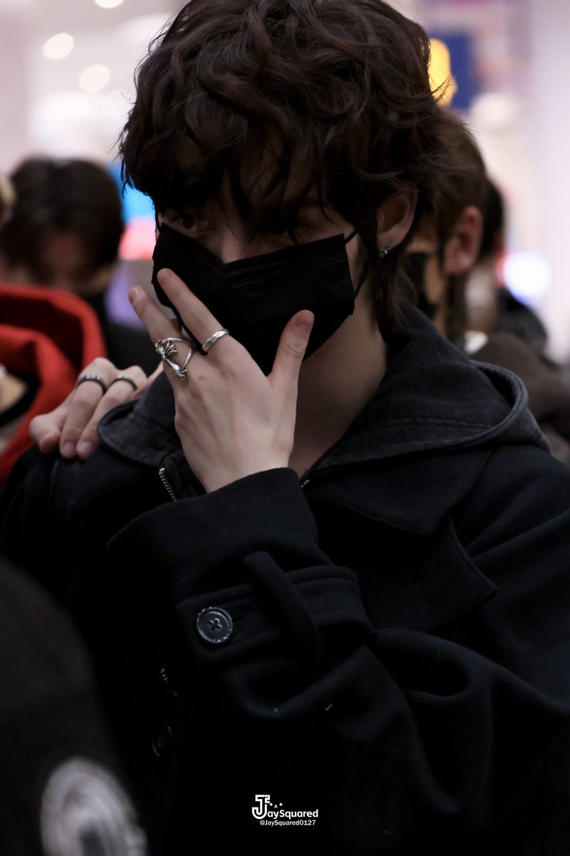 JaySquared0127's tweet photo. 260202 ICN 

#SMTR25 #JUSTIN #JUSTINJAY #저스틴 #저스틴제이 #제이제이 #jayjay #ジェイジェイ #JJ https://t.co/iXN6wUMffQ
