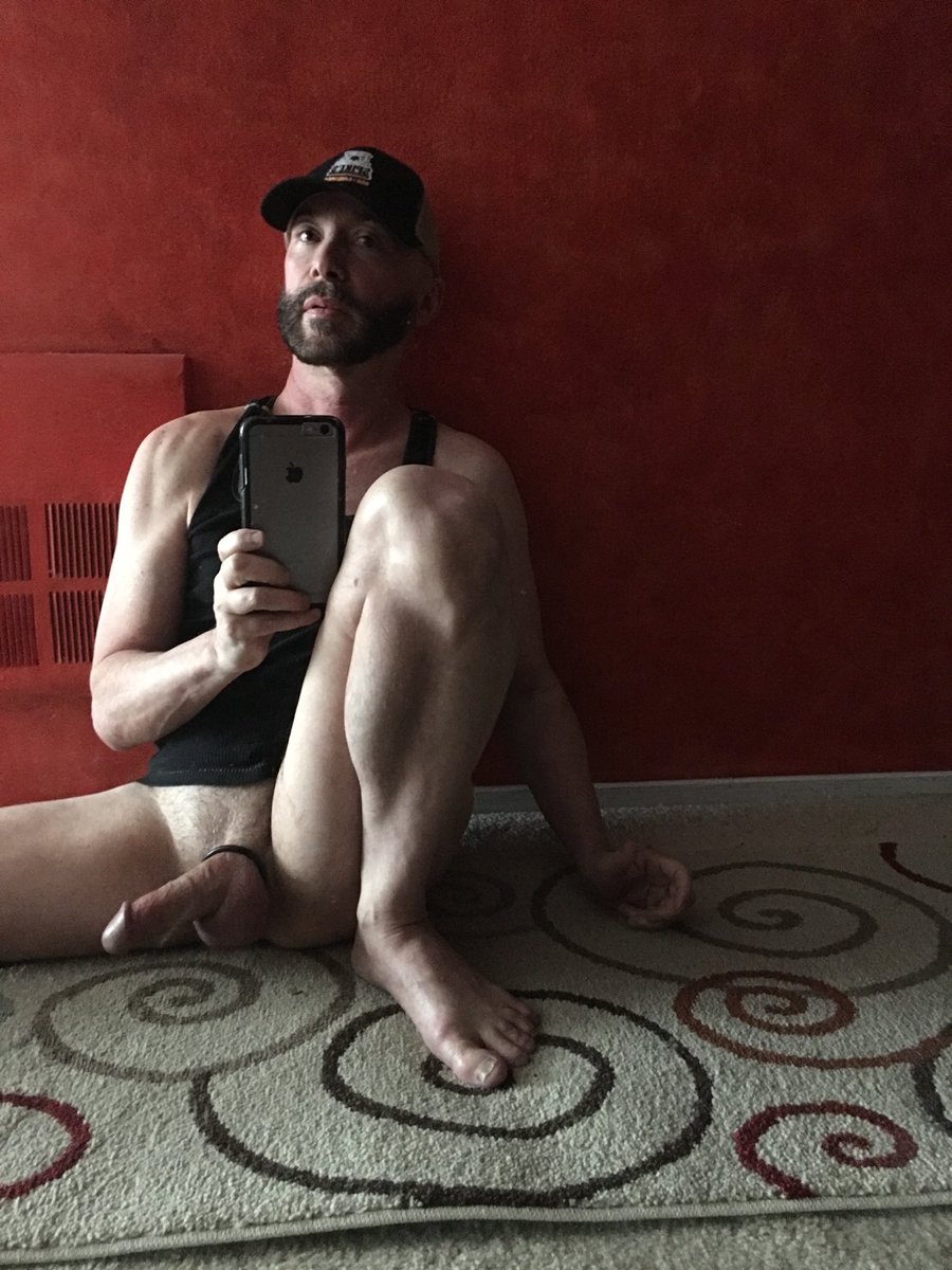 down4fun9's tweet photo. Me https://t.co/mAyXaM8CXT