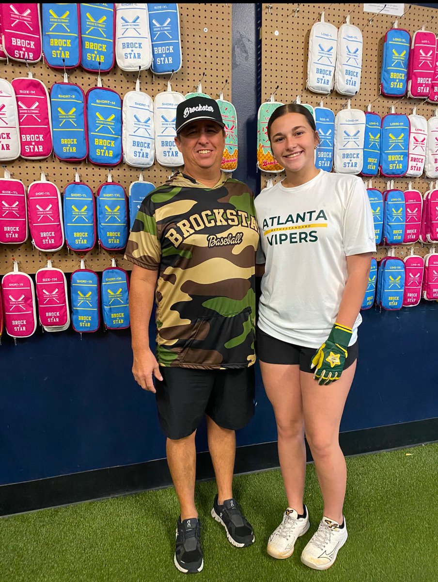 Perry Grace DeLoach tweet media