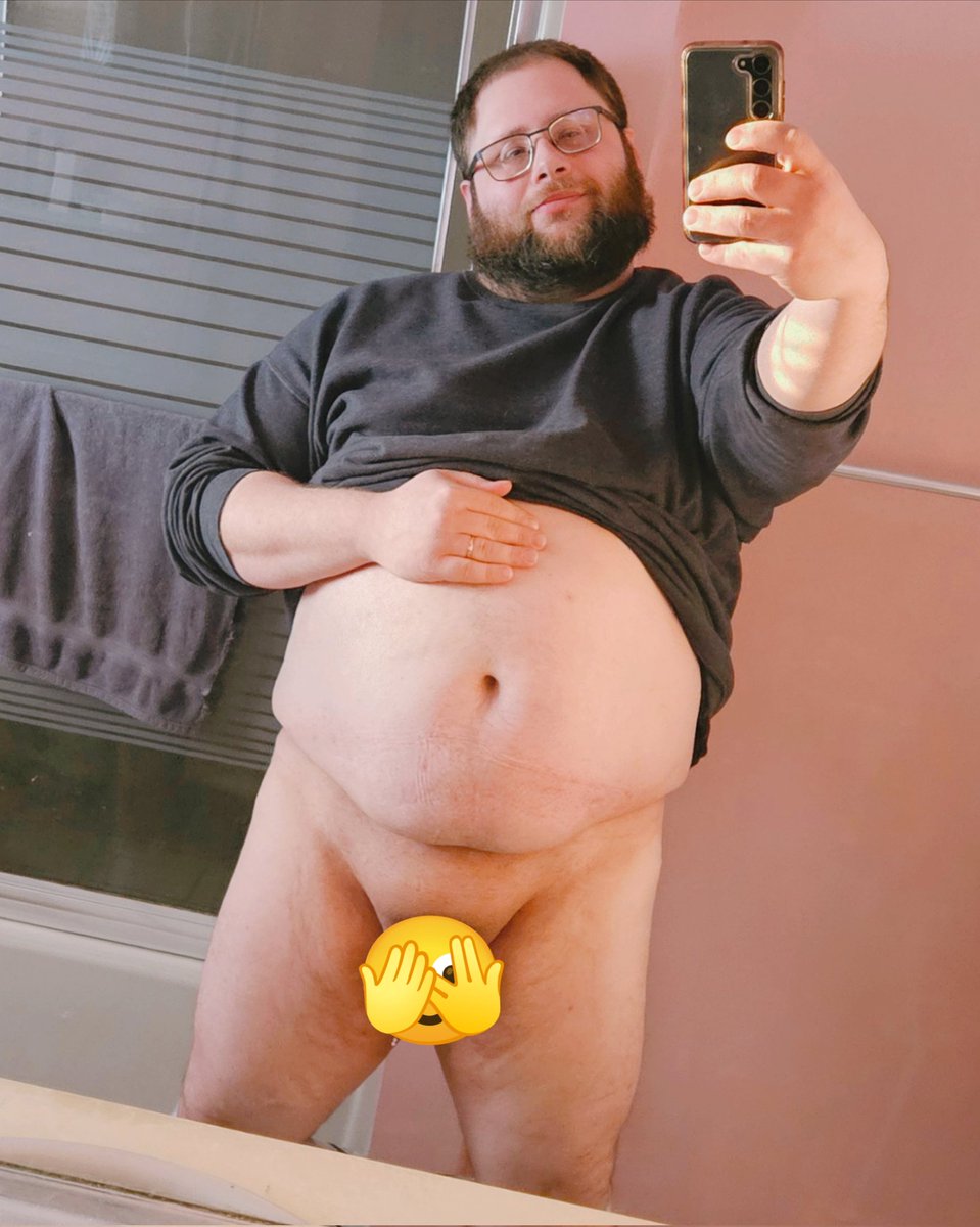 winterholdbear's tweet photo. Need friend to watch games with #gaychubby #gay #gaybear #chaser #gaybears #bear #chubby #chubbygay  #chubbybear #gaymen https://t.co/HQcDINkiXH