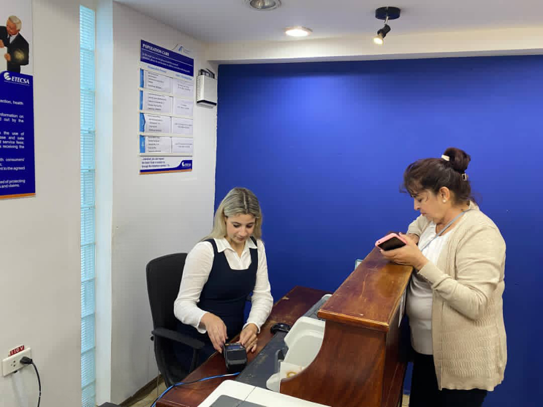 ¡Sabías qué!: Si eres cliente de #NautaHogar en las oficinas cabeceras de cada municipio de nuestra provincia puede adquirir accesorios muy útiles como: filtros (splitter), adaptador de corriente o cordón de línea que le permiten garantizar su comunicación.
#EtecsaConCuba