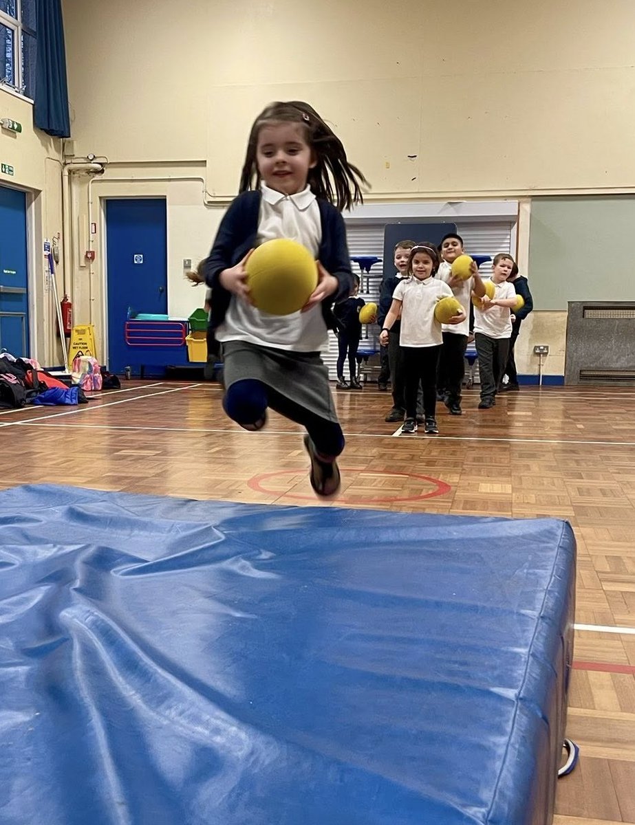 ActiveSchoolsSB's tweet image. Great to see so many of our pupils getting active and trying something new this term! Lots of different sports being tried across the region! 🏃‍♀️🏉🏸⚽️

#TrySomethingNew #GetActive