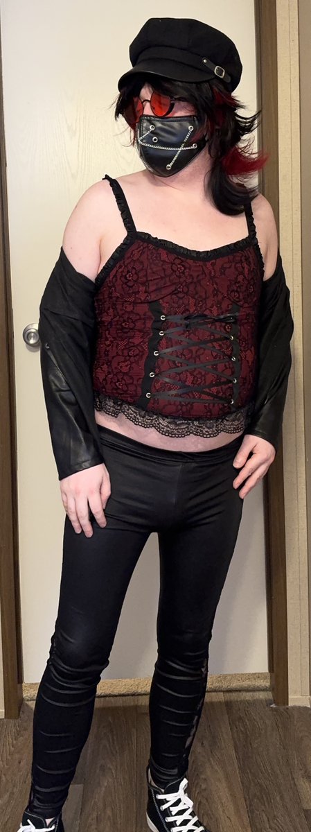FemboyFlood's tweet photo. Decided to go with the short hair variant of myself again this time. Think it turned out well. #Femboy #Outfits https://t.co/DSnLwSDNLf