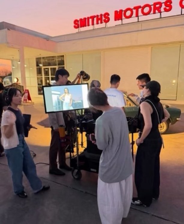 fav_fourteen's tweet image. ห้ะยังมีอีกหลายเซ็ตอีกหรออันเมื่อเที่ยงก็เข่าทรุดกันหมดแล้ว🫠