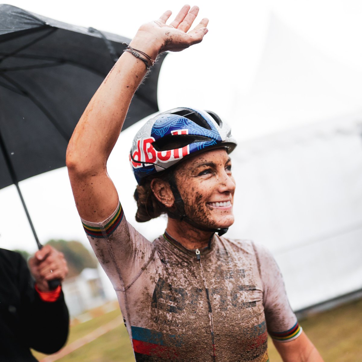 Roc d'Azur CIC tweet media