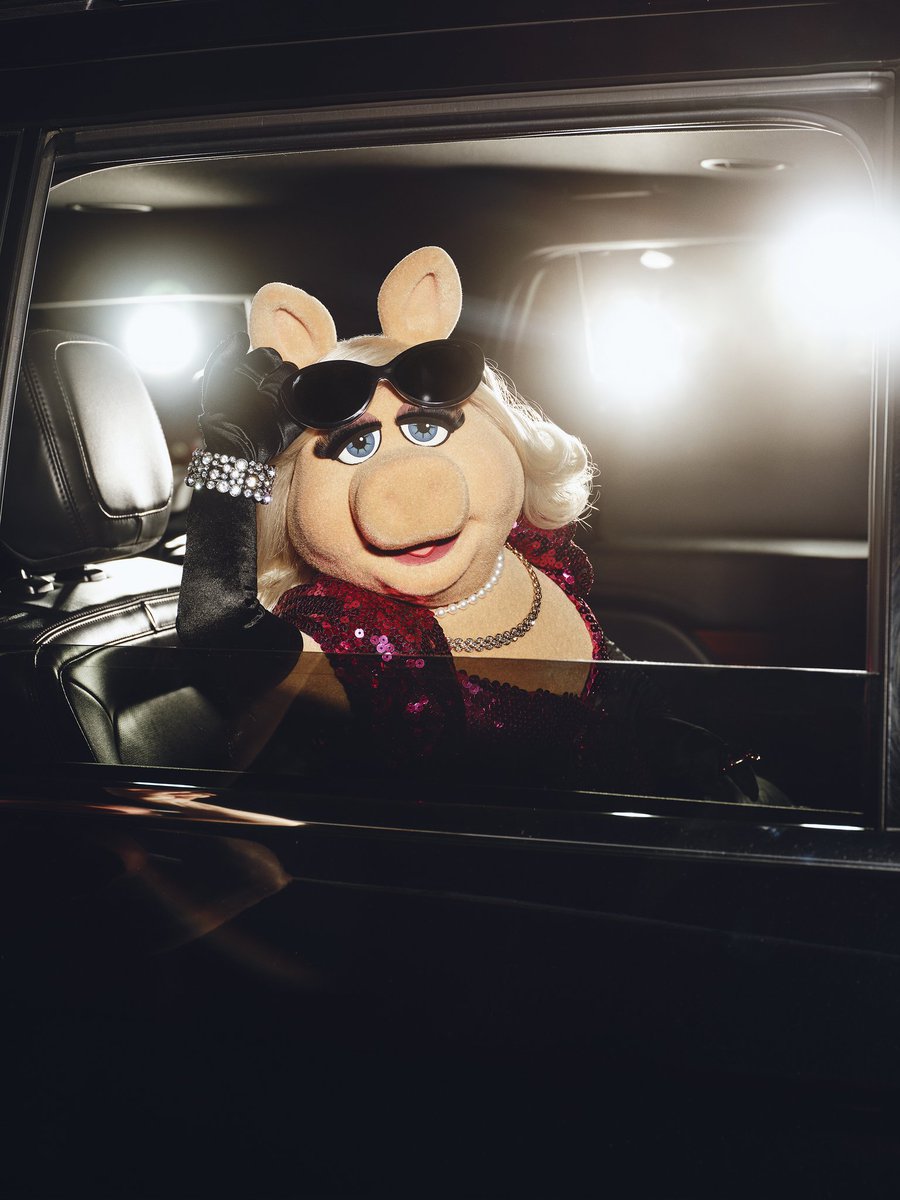 DisneyReact's tweet image. 📸 Imágenes de la premiere de #TheMuppetShow celebrada el sábado en el Hollywood Roosevelt
