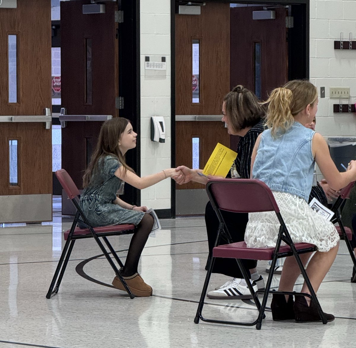 Tiffany Loness tweet media