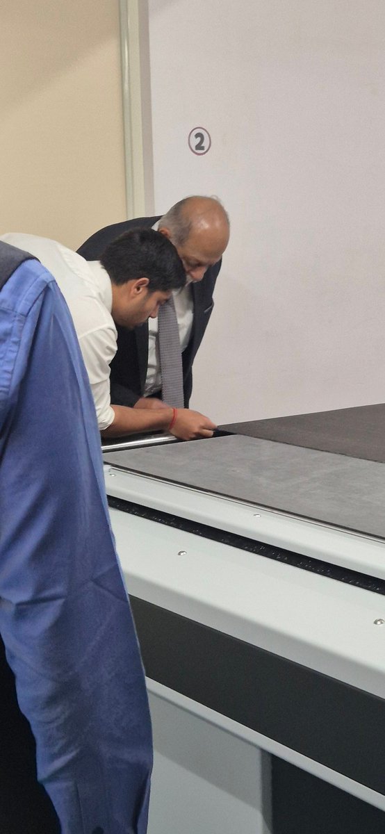 Shiv Varun Singh Rajput ✈️ 🇮🇳 🕉️ tweet media