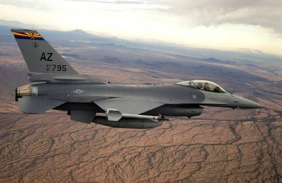 EchoesSkyFacts's tweet photo. On this day in aviation history, in 1974 the General Dynamics F-16 Fighting Falcon flew for the first time. This lightweight, highly maneuverable multirole fighter would become one of the most successful military aircraft ever produced, with over 4,600 built and service in over 25 countries!

#aviation #history #f16