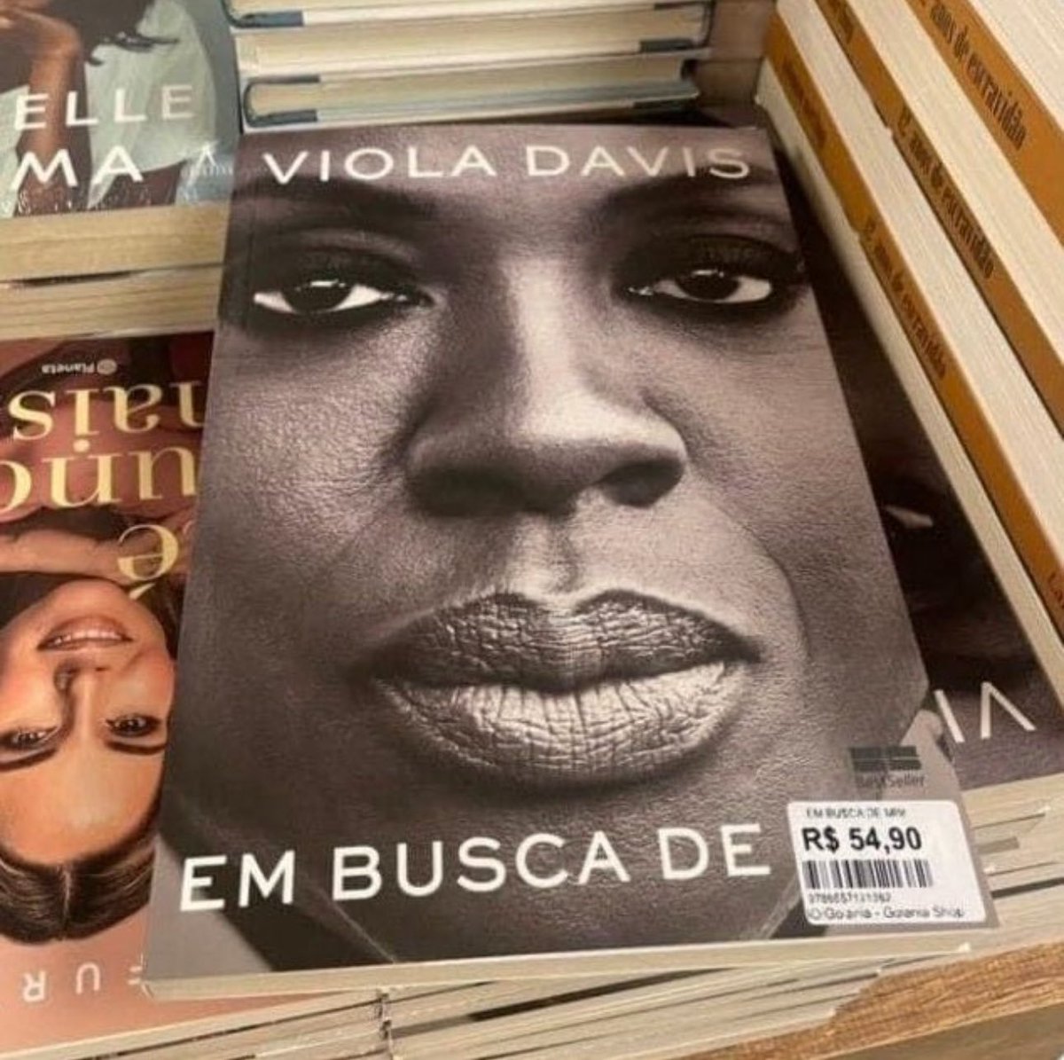 odaradeverdade's tweet image. começo de mês e eu: