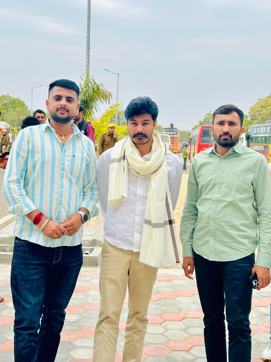 जन्मदिन की बहुत बहुत शुभकामनाएँ भाई <a href="/ShankarBarmer/">Shankar Choudhary</a> जी 
आप हमेशा स्वस्थ और ख़ुश रहो