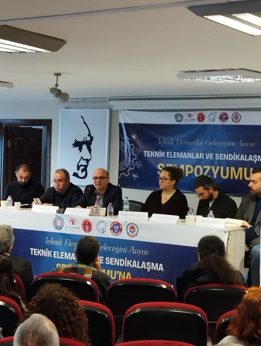 tumisg_sen's tweet photo. 6 farklı sendika bir araya geldi, Teknik Elemanlar ve Sendikalaşma Sempozyumu tamamlandı. Sorunlar ortak, çözüm örgütlülük. 

Vasıfsızlaşmaya izin vermeyeceğiz. Güvencesizliğe dur diyeceğiz. Teknik emekçiler olarak yaşamaya değer bir hayatı birlikte kuracağız. https://t.co/2QcBcSGm2Y