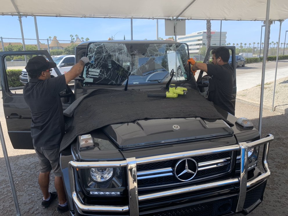 Work. Home. Or on the road. We meet you there. 📍

Forget the waiting room. OC Windshields offers full mobile service to repair or replace your glass onsite. We dispatch promptly so you don't miss a beat.

📞 Contact: 714-209-5555 for a free quote.
ocwindshields.com