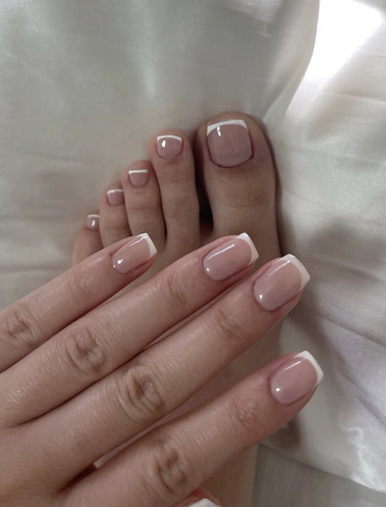 godessk_'s tweet photo. Who’s sending today?? Need my nails &amp; toes done!😇 

#findom #brat #godess  #paypig #collegegirl https://t.co/oCBEVRptaC